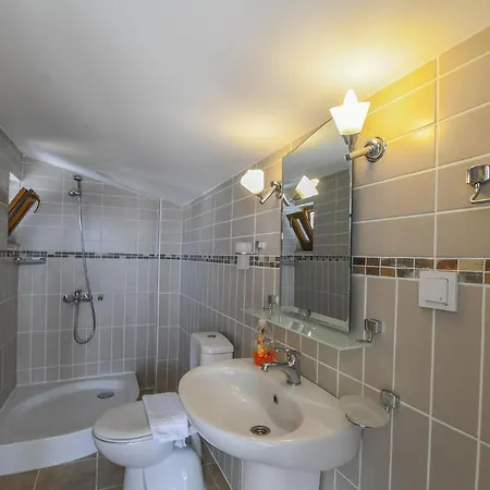 Vila Danlin Kalkan